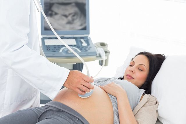 На каком сроке делают второй скрининг УЗИ при беременности, время проведения