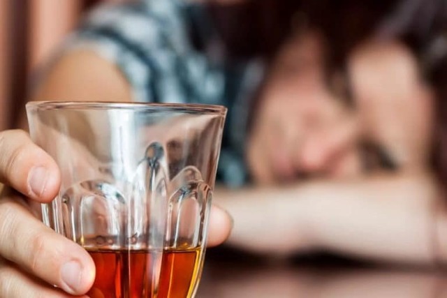 Алкоголь в крови: таблица и расчет содержания, время распада у человека