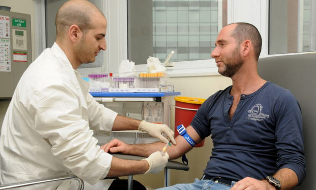 Повышены лейкоциты в крови у мужчин: причины, лечение и диагностика