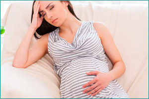 Слизь в моче у женщин: что означает при беременности, причины, нормы