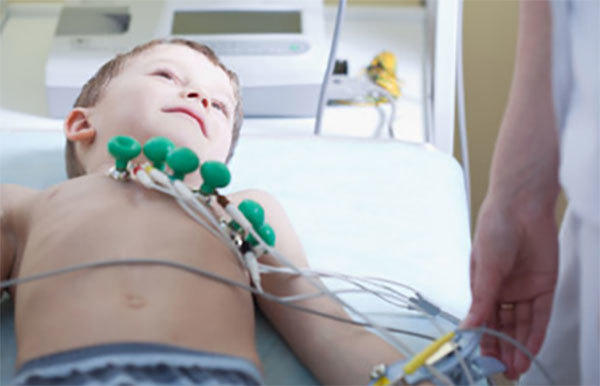 ЭКГ ребенку: особенности детской диагностики, как делают детям, видео