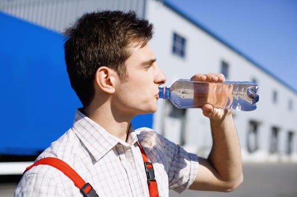 Что нужно делать перед УЗИ почек, можно ли кушать и пить воду